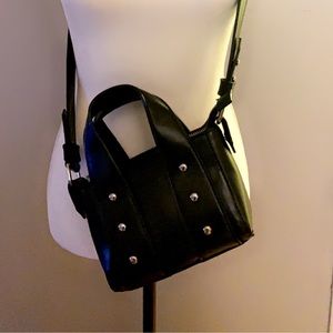 👜Zara|Black|Crossbody Bag| w/silver studs